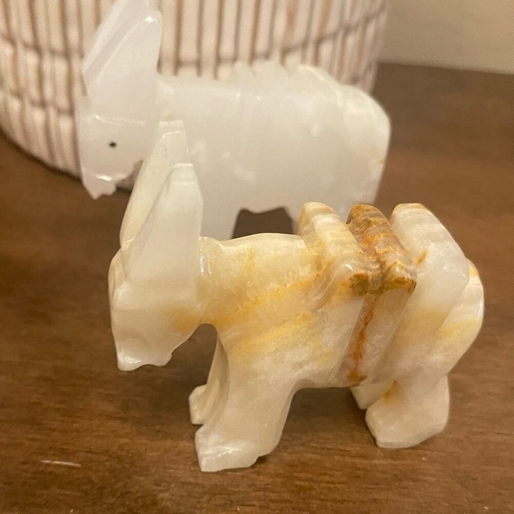 Vintage carved pair of onyx donkey figurines 3"
